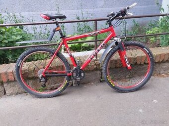 Horský bicykel Trek 4500