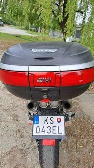SUZUKI GSR600