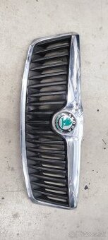 Škoda Octavia II maska predna lift