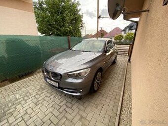 BMW 530d GT (F07) - 180 kW, r. 2013, bohatá výbava,