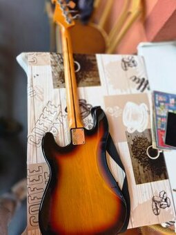 Basgitara - 1