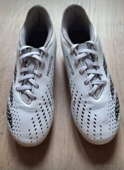 Kopačky adidas PREDATOR, veľkosť 39 1/3