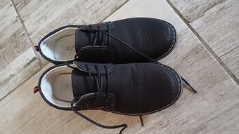 Elegantné topánky 35