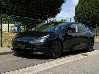Tesla Model 3 Performance na prenájom