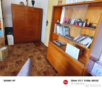 darujem spálňu a obývačku - 1