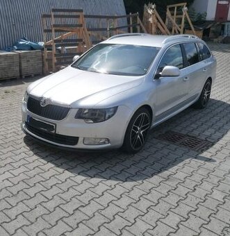 Škoda Superb II