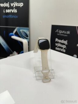 Fitbit Sense | AMOLED displej