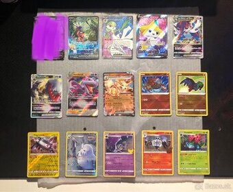 Výber vzácnych POKEMON kariet