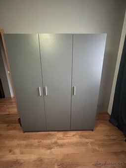 Skriňa 160x160 - 1