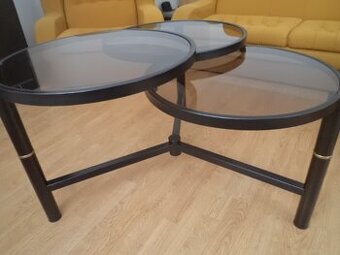 Okrúhly konferenčný stolík