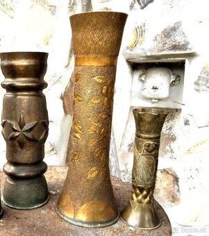 Mosadzné tepane vázy z nábojnice