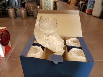 kristalove pohare na koniak