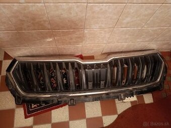 Skoda karoq predna maska