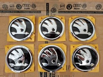 ORIGINAL ZNAK SKODA ROVNY SKODA SUPERB