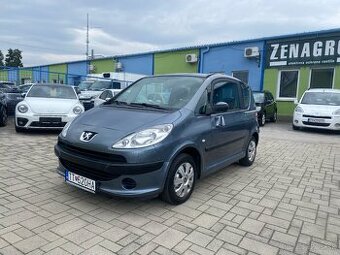 Peugeot 1007