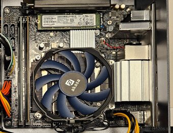 ITX  B760M + i5 12400f + cpu frame + SSD
