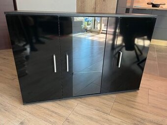 komoda čierna 120x80
