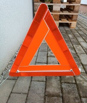 Vystražny trojholnik - 1