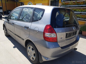 HONDA JAZZ  1,2B  57KW  RV.2007