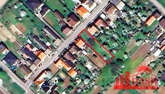 Znížená cena - Na predaj stavebný pozemok 801 m2, Nemšová, o
