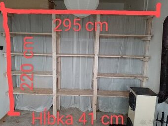 Zariadenie/nábytok do predajne