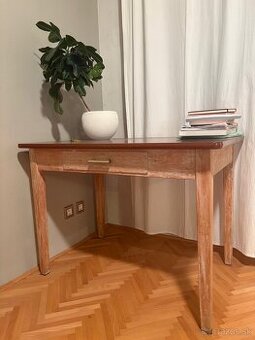 Retro kuchynsky stol-rezervovane