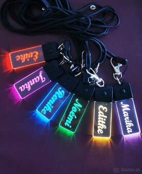 Led kľúčenka s vlastným TEXTOM / logom
