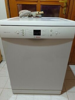 Umývačka Bosch na súčiastky v celku