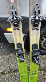 volkl rise 80 set - 156cm viazanie Fischer skialp lyže