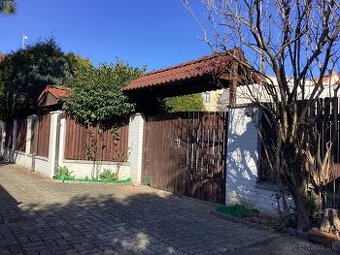 Dom s úžasným potenciálom v centre kúpeľného mesta PIEŠŤANY - 1