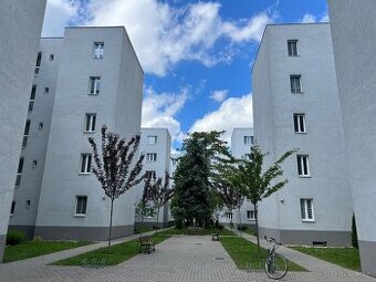 Na predajom 1- izbový byt na Vajnorskej ulici 620€ mesačne