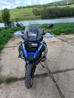 Bmw r1250gs adventura