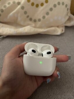 Predám Apple AirPods 3. generácie