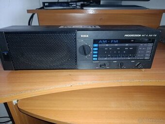 RADIO TESLA