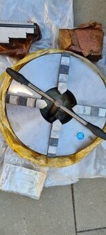 Skľučovadlo 4 čelustove
