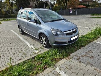 Opel Zafira 1.9 CDTI 7 Miestna