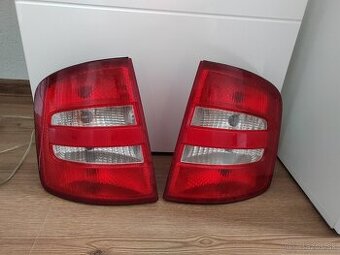 Škoda fabia combi zadné svetlá