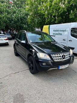Mercedes Benz ML320