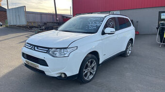 369. MITSUBISHI OUTLANDER 2.2 4N14