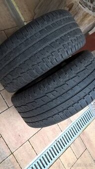 2 ks ZIMNÉ 245/40 R17 95V XL KUMHO cca 7-8 mm LEN 35,-€/kus