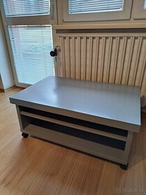 TV stolík od Ikea