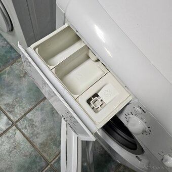 Pracka Indesit A+