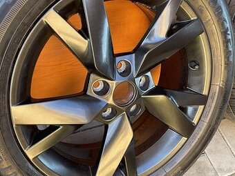 SKODA orig LYRA alu disky 205 55 R17 5x112 Skoda Superb oct