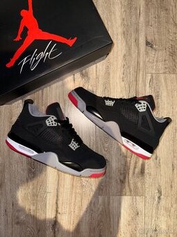 Air Jordan 4 red bull