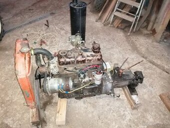 Predám motor s prevodovkou Škoda 1202.