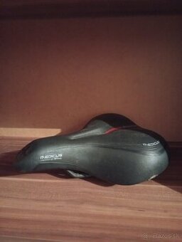 PREDAM GELOVE SEDLO HORSKY/CESTNÝ/TREKOVY BICYKEL
