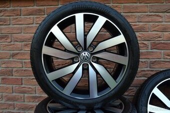 5x112 R18 Letna sada Org. VW Touran + 225/45 R18 Bridgestone