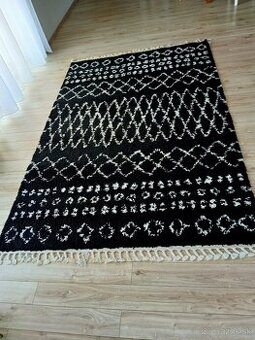 Koberec styl maroco 270x 180 cm Piestany
