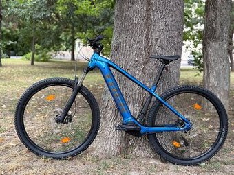 Krásny elektrobicykel TREK Powerfly — TOP stav, len 174km