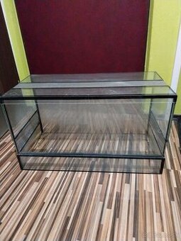 Predám terárium 70x38x40 cm